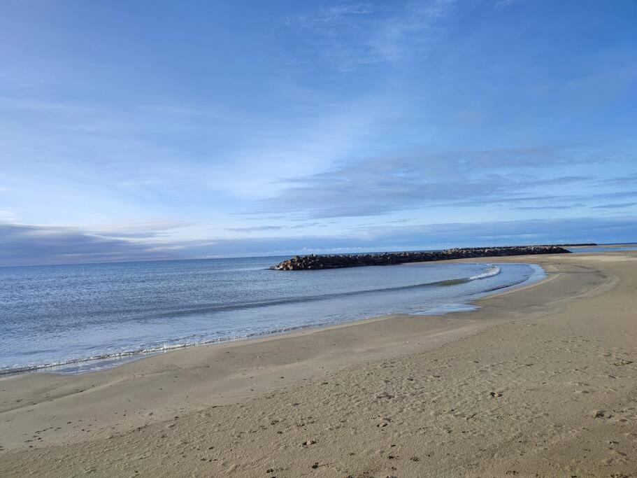 Sete : Charmant T3 Entre L'Etang Et Les Plages Exterior photo